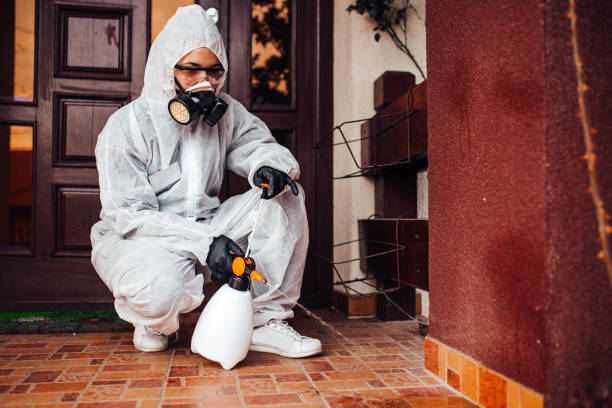 Reliable Mosquito Control contractor in Grand Forks, ND by Show Me Pest Control